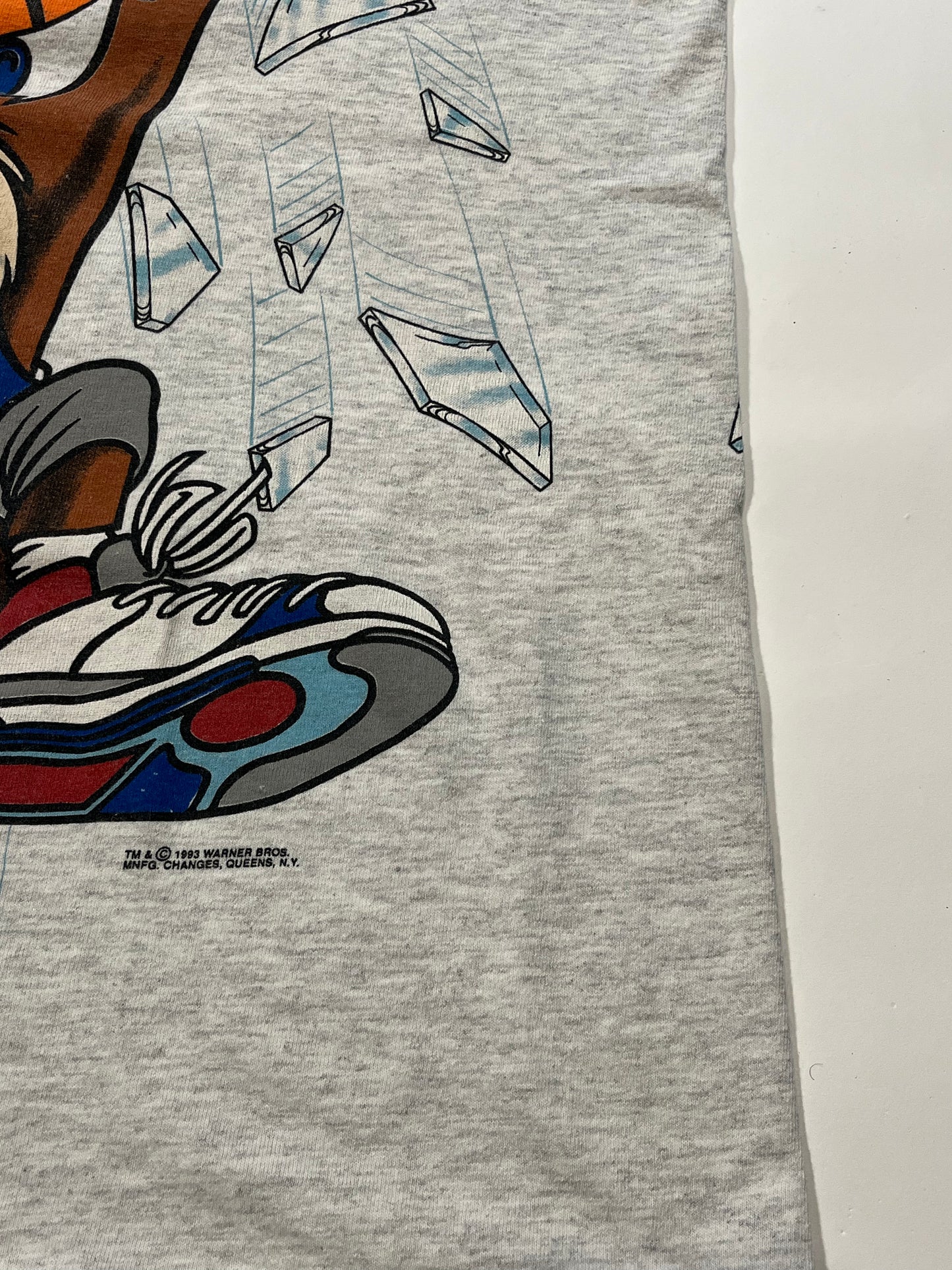 vintage 1993 Taz the Tasmanian tee