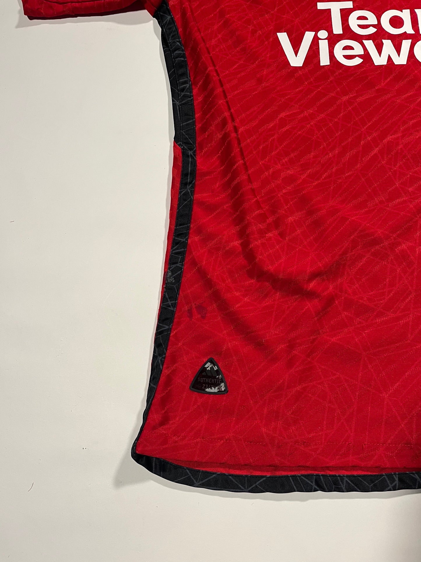 Replica Manchester United 23/24 jersey