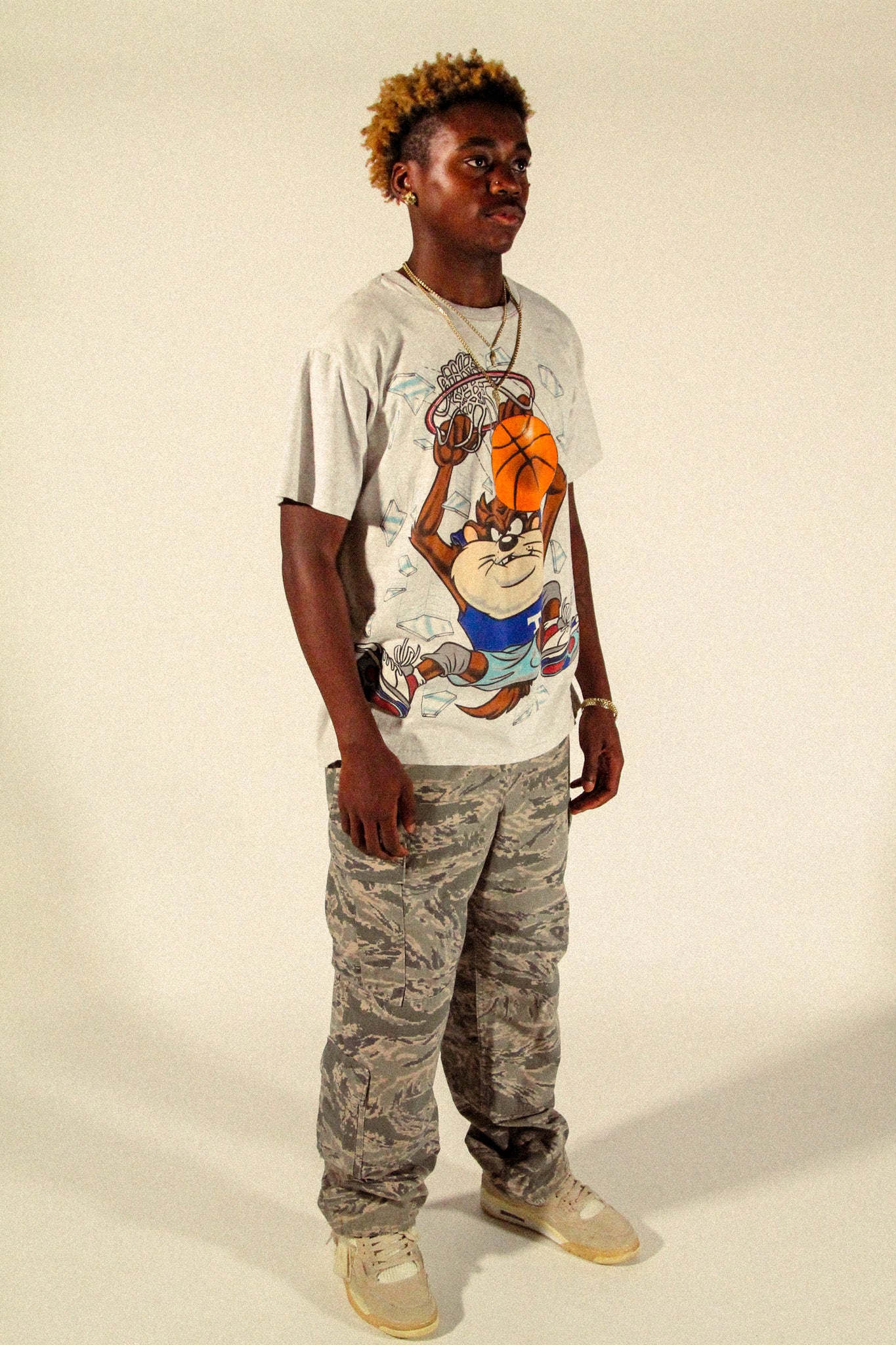 vintage 1993 Taz the Tasmanian tee