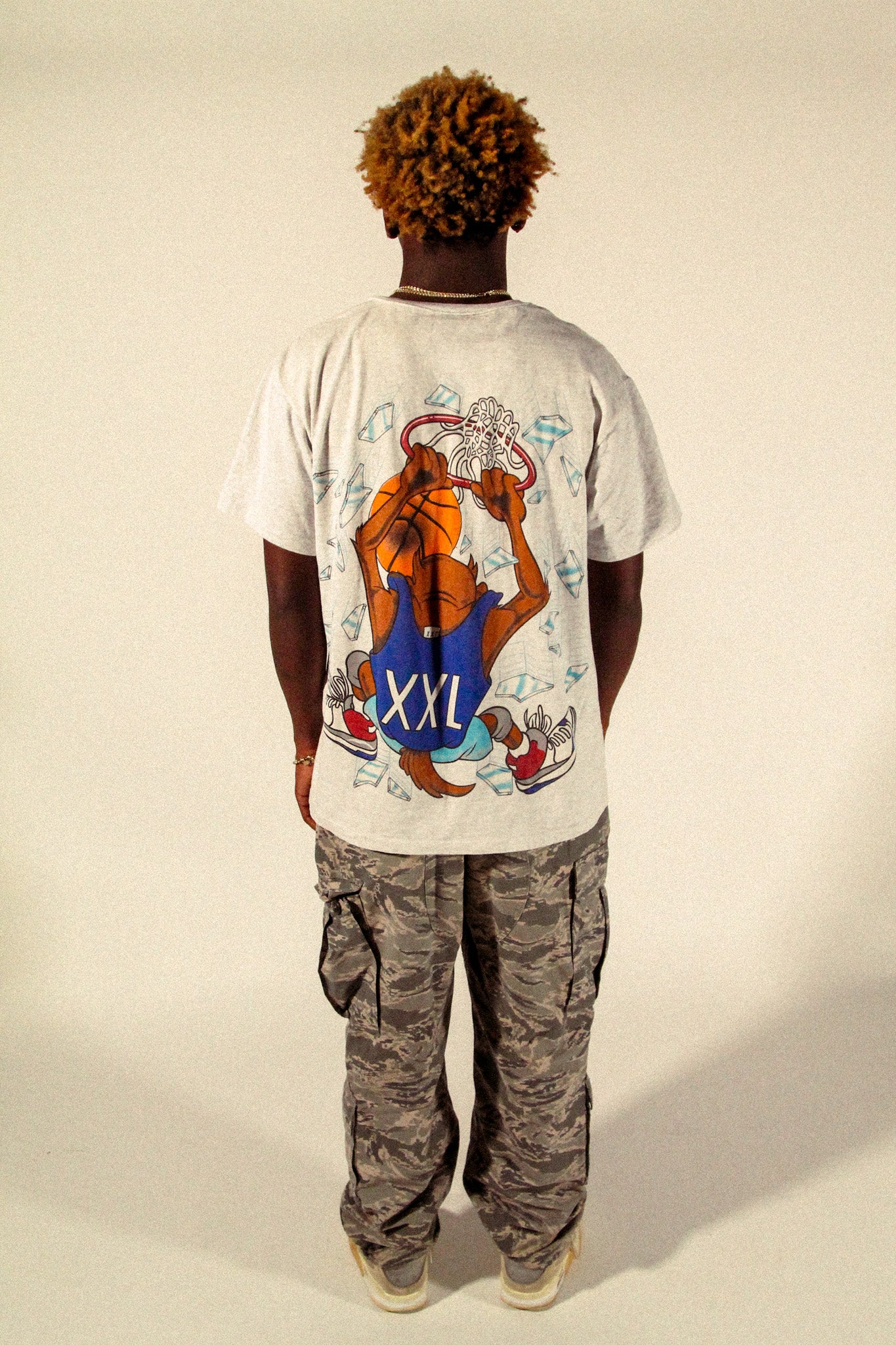 vintage 1993 Taz the Tasmanian tee